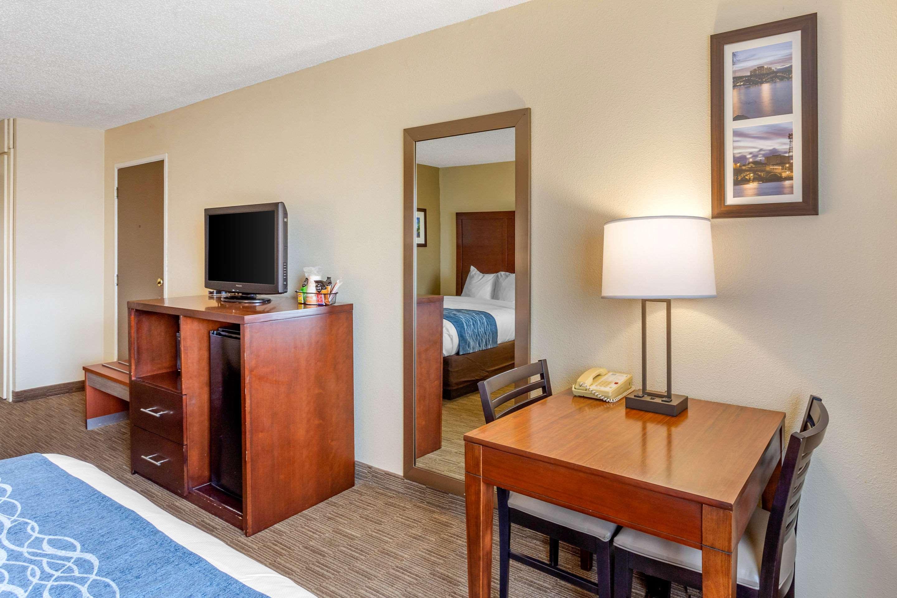 Comfort Inn Rockford Near Casino District Ngoại thất bức ảnh